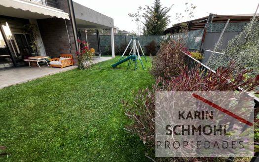 Condominio en Álvaro Casanova límite La Reina