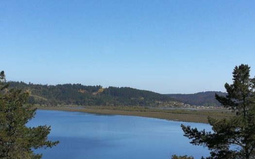 OPORTUNIDAD Lago Vichuquén 2 sitios con rol propio.